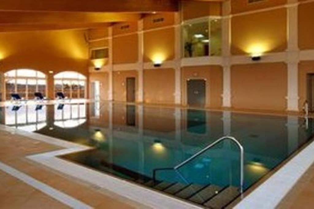 Luxury With Free Use Of Pool, Gym And Appartement