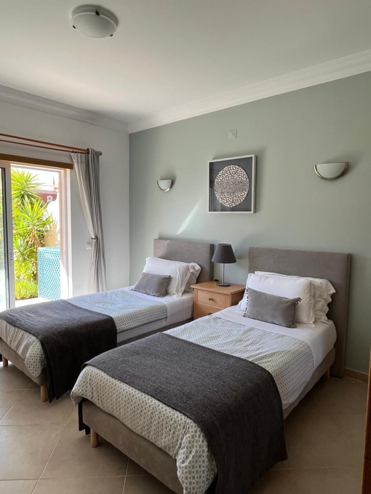 Luxury With Free Use Of Pool, Gym And Appartement *